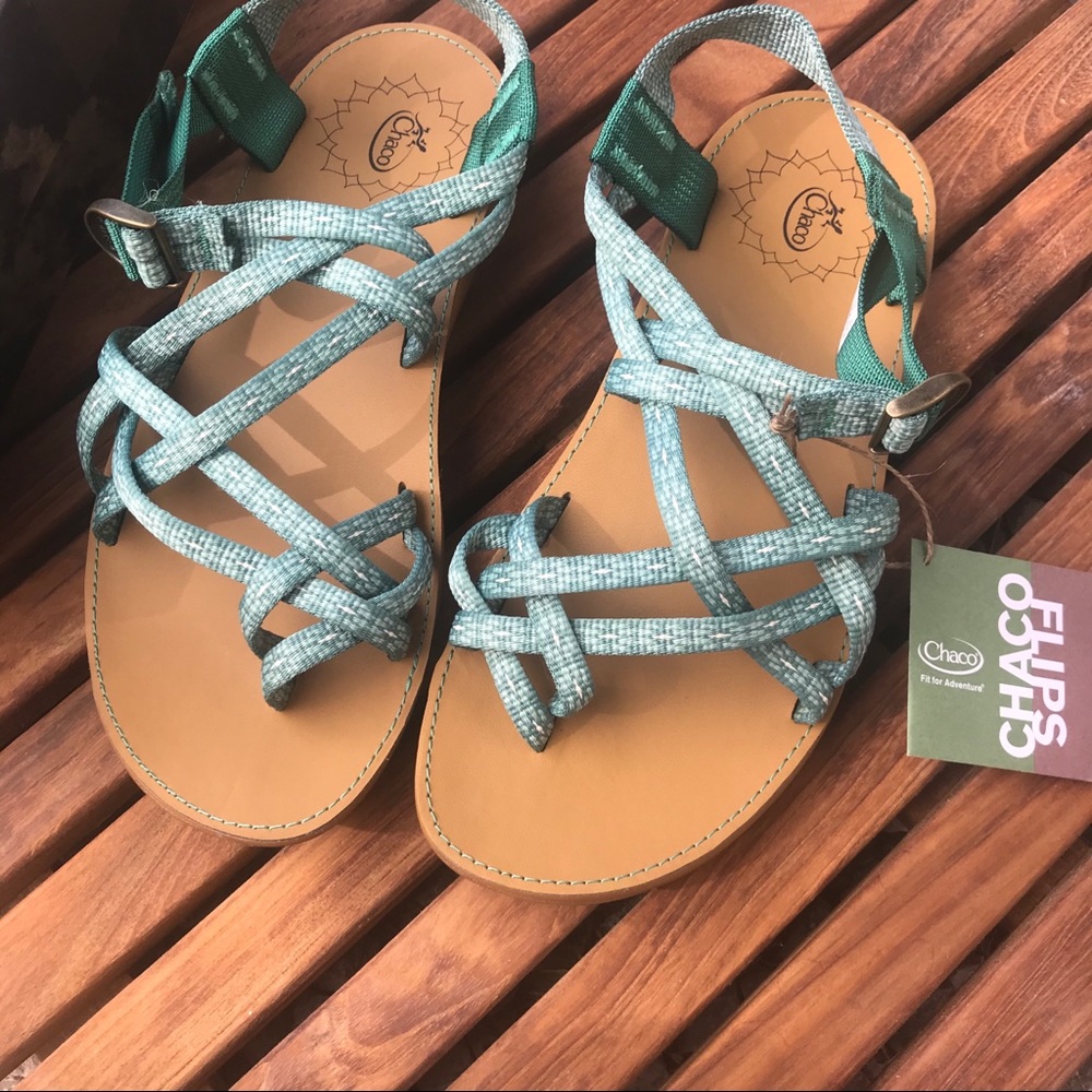SOLD NWT Chaco Diana Sandals - Picture 2 of 8
